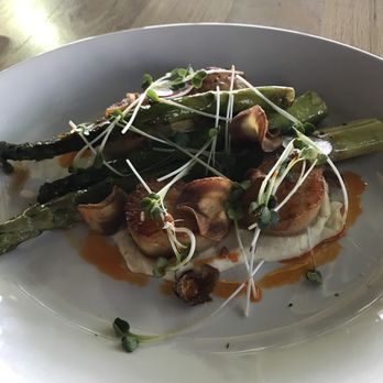 Canvas - scallops - New American Near Me - Orlando, Florida Canvas - scallops - New American Near Me - Orlando, Florida