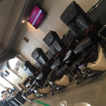 Fairmont Nails & Spa - Nail Salons Near Me - Pasadena, Texas