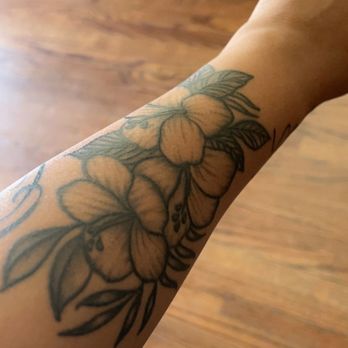 Classic Tattoo PCH - Tattoo Near Me - Torrance, California Classic Tattoo PCH - Tattoo Near Me - Torrance, California