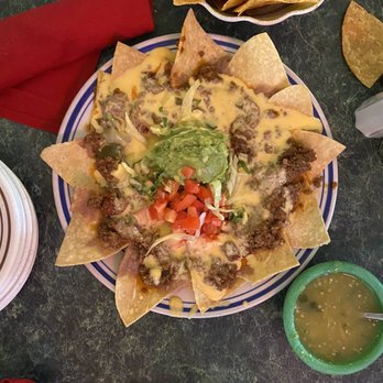 Cielito Lindo Restaurant - Nachos - Mexican Near Me - Waller, Texas