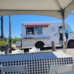 Block Island Pizza Truck
