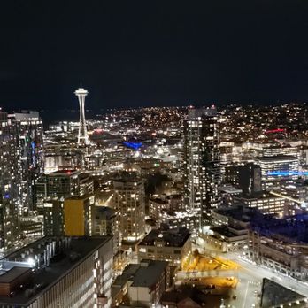 AMLI Arc - 41st floor views goes on and on - Apartments Near Me - Seattle, Washington AMLI Arc - 41st floor views goes on and on - Apartments Near Me - Seattle, Washington