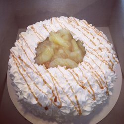 JoJos Cupcakes - Apple Caramel Cake