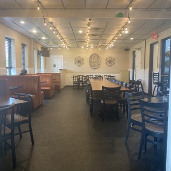Habibi Kitchen - Inside - Middle Eastern Near Me - Sugar Land, Texas