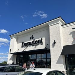 Decadent Dessert - New location. I SHALL RETURN!