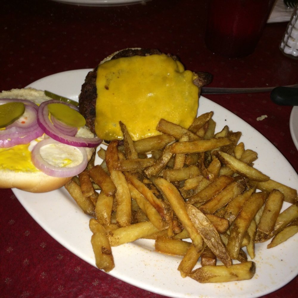 Southern Star Grill - Giant burger - American Near Me - Mc Rae, Georgia Southern Star Grill - Giant burger - American Near Me - Mc Rae, Georgia