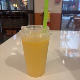 Mango smoothie Mango smoothie