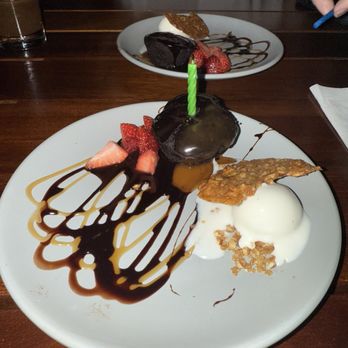 Earls Kitchen + Bar - Complimentary Birthday treat ! So good! - Cocktail Bars Near Me - Honolulu, Hawaii Earls Kitchen + Bar - Complimentary Birthday treat ! So good! - Cocktail Bars Near Me - Honolulu, Hawaii