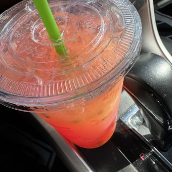 Green Crush - Watermelon pineapple and cucumber refreshing on a very hot day in Lakewood California. - Juice Bars & Smoothies Near Me - Lakewood, California