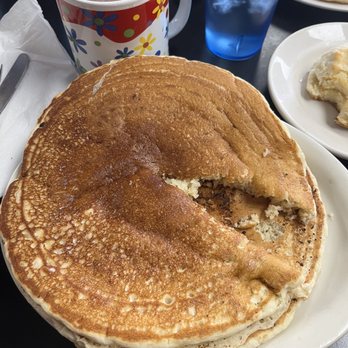 Blue Ridge Diner - Pancakes!! + Hot chocolate - Breakfast & Brunch Near Me - Floyd, Virginia