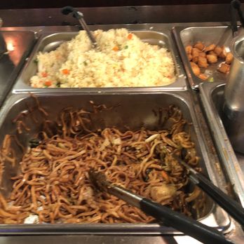 Buffet Palace - Lo mein noodles - Buffets Near Me - Greenville, Texas