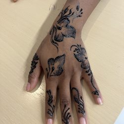 OM Threading Salon - Heena