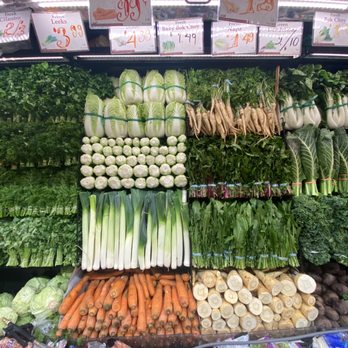 North Shore Farms - Display of vegetables - Grocery Near Me - Mamaroneck, New York North Shore Farms - Display of vegetables - Grocery Near Me - Mamaroneck, New York