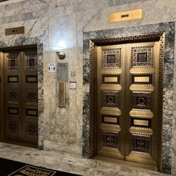 Gaslamp Plaza Suites - elevators