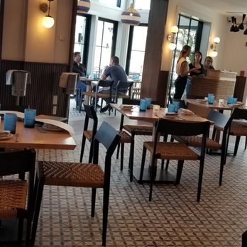 Primo Waterfront - CLINICAL COLD ABSOLUTELY NO AMBIANCE - Italian Near Me - Newburgh, New York Primo Waterfront - CLINICAL COLD ABSOLUTELY NO AMBIANCE - Italian Near Me - Newburgh, New York