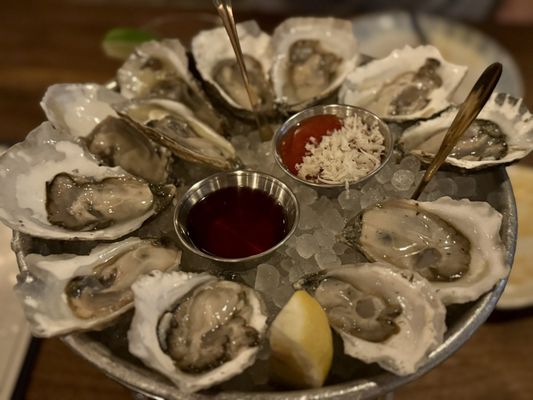 Pearl and Mary Oyster Bar by null