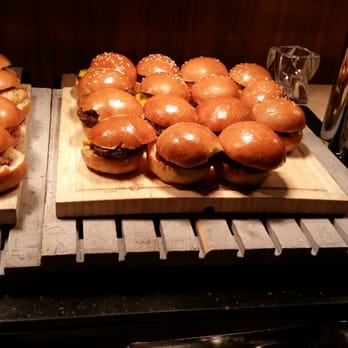Four Seasons Hotel - Hamburger sliders. . - Hotels Near Me - Baltimore, Maryland Four Seasons Hotel - Hamburger sliders. . - Hotels Near Me - Baltimore, Maryland