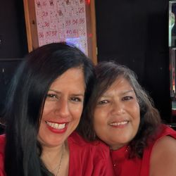 Friendly Inn Bar - Good times!!