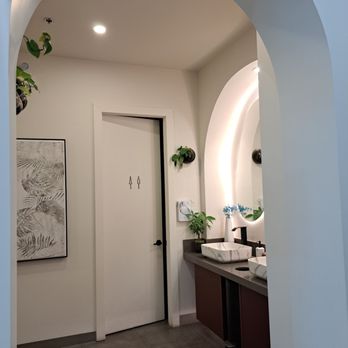 Cafe & Life Co - Cafe interior - washroom - Breakfast & Brunch Near Me - Richmond, British Columbia