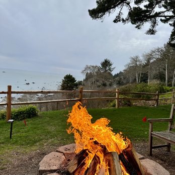 Lost Whale Bed & Breakfast Inn - Nightly campfire with s'mores - Hotels Near Me - Trinidad, California Lost Whale Bed & Breakfast Inn - Nightly campfire with s'mores - Hotels Near Me - Trinidad, California