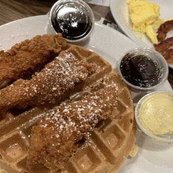 Frizzle Chicken Cafe - The chicken and waffles I got - Breakfast & Brunch Near Me - Pigeon Forge, Tennessee