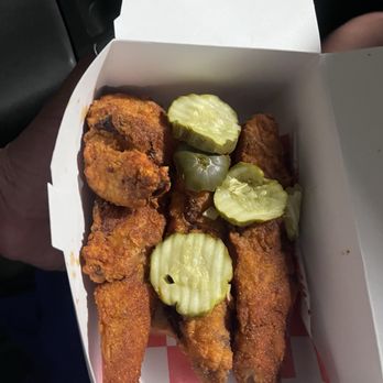 Wooboi Hot Chicken - 3 tenders mild 10/10! - Chicken Shop Near Me - Alexandria, Virginia Wooboi Hot Chicken - 3 tenders mild 10/10! - Chicken Shop Near Me - Alexandria, Virginia