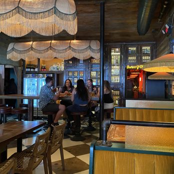 Daisy - Room to expand upstairs? - Cocktail Bars Near Me - Los Angeles, California