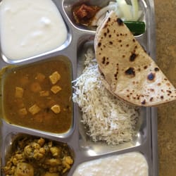 Indian Oven - Veggie plate