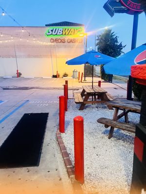 Kenny's Q Bar-B-Q by null