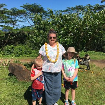 LAWRENCE Lovestock - MiMi, Kayley and Owen - Petting Zoos Near Me - Kahaluu, Hawaii