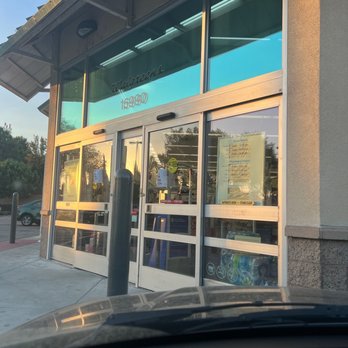 Walgreens - Closed before hours - Drugstores Near Me - Fountain Valley, California Walgreens - Closed before hours - Drugstores Near Me - Fountain Valley, California