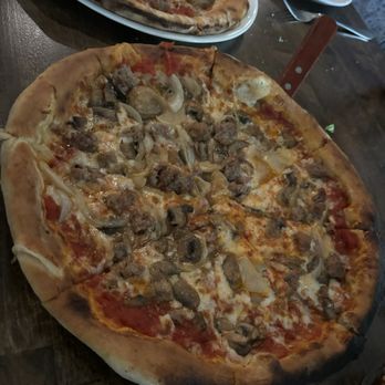ZA - CSMO - Pizza Near Me - Elm Grove, Wisconsin ZA - CSMO - Pizza Near Me - Elm Grove, Wisconsin