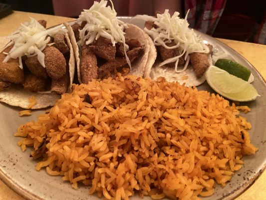 Round Corner Cantina by null