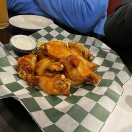 Honey siracha wings