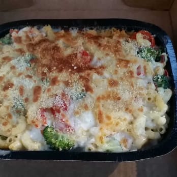 Mr. Mac's - American Near Me - Manchester, New Hampshire