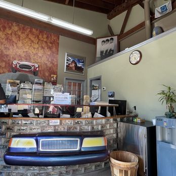 Wreck & Roll Auto Body - Auto Repair Near Me - Chicago, Illinois Wreck & Roll Auto Body - Auto Repair Near Me - Chicago, Illinois