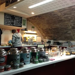 Throwing Buns - Great little cafe under the town hall