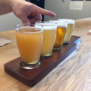 Mad River Taste Place - Beer flight. - Food Tours Near Me - Waitsfield, Vermont Mad River Taste Place - Beer flight. - Food Tours Near Me - Waitsfield, Vermont