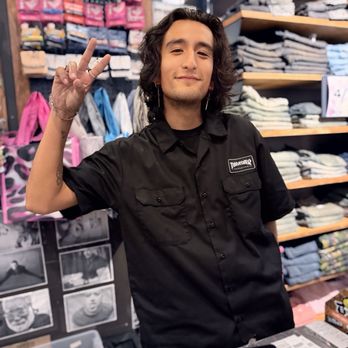 Zumiez - ZUMIEZ Store Manager MV - Accessories Near Me - Mission Viejo, California Zumiez - ZUMIEZ Store Manager MV - Accessories Near Me - Mission Viejo, California
