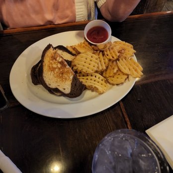 Willy McCoys - Patty melt - Barbeque Near Me - Bloomington, Minnesota Willy McCoys - Patty melt - Barbeque Near Me - Bloomington, Minnesota