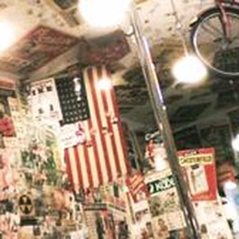 Cafe 50's - Eye-busying decor - Diners Near Me - Los Angeles, California Cafe 50's - Eye-busying decor - Diners Near Me - Los Angeles, California