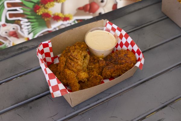 Hawaiian Hot Chicken by null