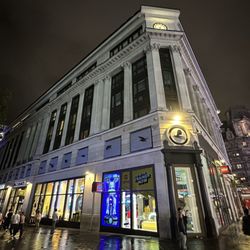 The LEGO Store