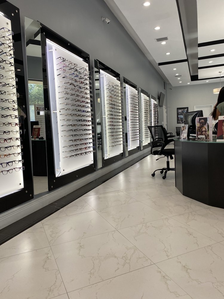 OPTICAL OUTLETS Updated August 2024 5607 Johns Rd, Tampa, Florida