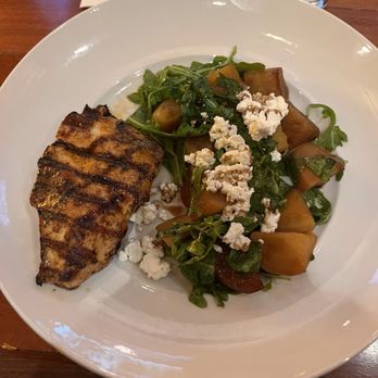 Seasons 52 - Beet salad & chicken - New American Near Me - Cincinnati, Ohio
