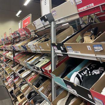 DSW Designer Shoe Warehouse - Shoe Stores Near Me - Dallas, Texas DSW Designer Shoe Warehouse - Shoe Stores Near Me - Dallas, Texas