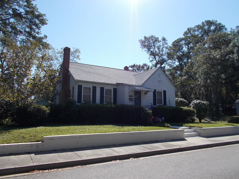 Slide of Roof Hunters