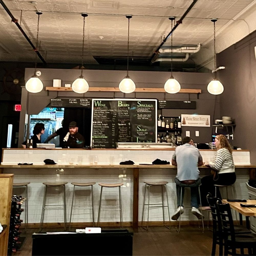 Maine Street Bistro - Great lighting and decor makes for a relaxed yet special ambiance - Seafood Near Me - Brunswick, Maine Maine Street Bistro - Great lighting and decor makes for a relaxed yet special ambiance - Seafood Near Me - Brunswick, Maine