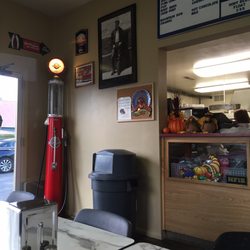 Malad Drive In - Cute old timey diner.