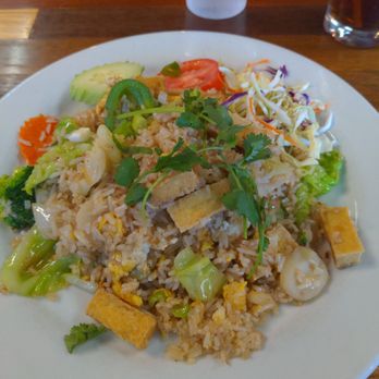 Thai Cafe - Thai fried rice with fried tofu - Thai Near Me - Prescott Valley, Arizona